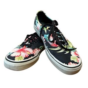 Van’s Authentic Off the Wall Women’s Size 8 Hawaiian‎ Print Shoe